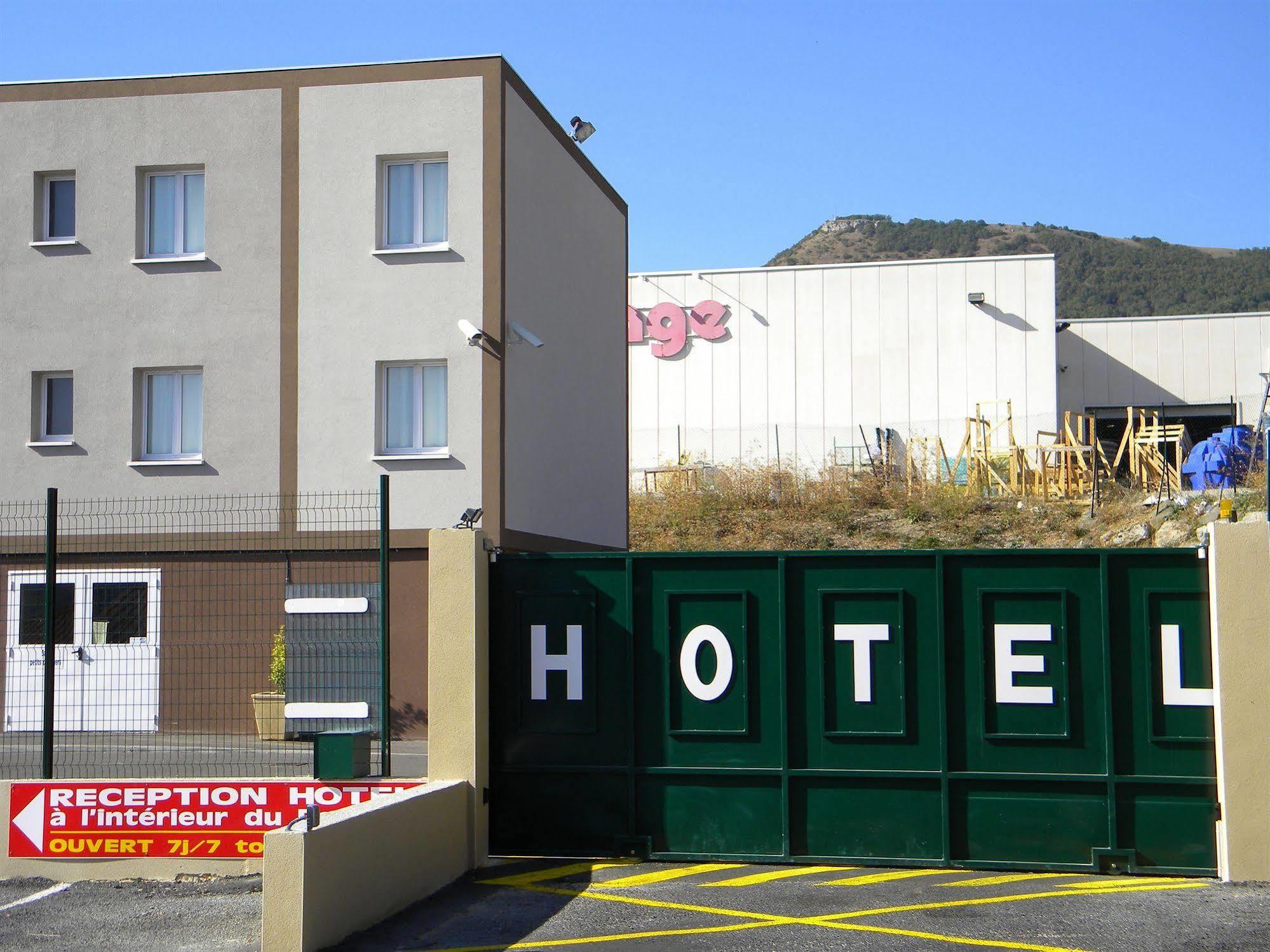 Cit'Hotel Restaurant Du Bowling De 미요 외부 사진